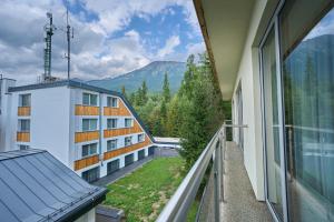 En generel udsigt til bjerge eller udsigt til bjerge taget fra lejligheden