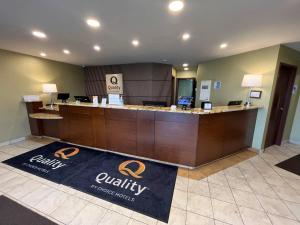 Certifikát, hodnocení, plakát nebo jiný dokument vystavený v ubytování Quality Inn Saint-Jean-sur-Richelieu