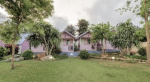 En have udenfor OYO 75308 Pea Najan Home Resort