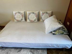 Postel nebo postele na pokoji v ubytování Marlo Tide Retreat