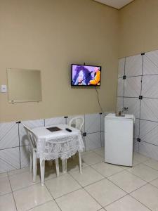 Et tv og/eller underholdning på Pousada Shalom