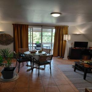 Et opholdsområde på Appartement 2 à 6 personnes dans un magnifique complexe de Vacances à Sainte-Luce