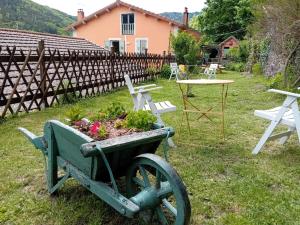 Vườn quanh Les Terrasses du Verger