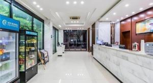 Ο χώρος του λόμπι ή της ρεσεψιόν στο City Comfort Inn Yangjiang Baili Plaza Mojiang Road