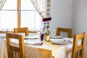 Fotografie z fotogalerie ubytování Pensiunea Sureanu v destinaci Tău Bistra
