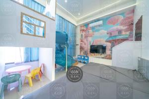 Et tv og/eller underholdning på 慕漾民宿 包棟獨棟游泳池近羅運