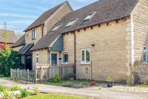 Budova, kde se prázdninový dům nachází