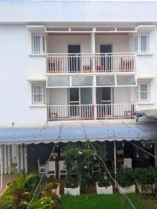 Ban công/sân hiên tại Les Chalets du Voyageur