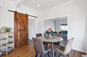 Et opholdsområde på In CBD! 3bed! LOTR Cinema Experience! All Perks!