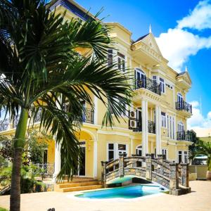 Hồ bơi trong/gần Beachside Apartments Pointe aux Piments