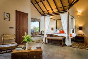 En eller flere senge i et værelse på Shambhala + 56 billeder