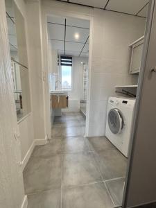 Fotografie z fotogalerie ubytování Appartement F4 meublé 75m2 trois chambres avec balcon v destinaci Vittel