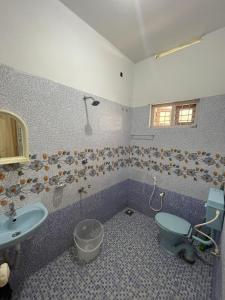 Et badeværelse på Varkala Beats - Traveller's Pad + 32 billeder