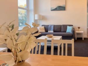 Et opholdsområde på Euston Road - Beach Apartment 10