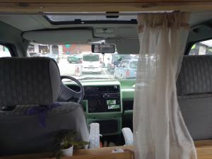 a view of the back of a car with a curtain at Van a louer au pied des pistes 2 in Séez