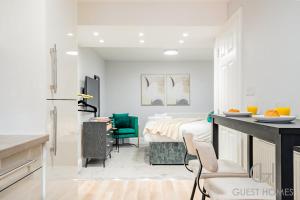 Et opholdsområde på Guest Stays - Bridge Street Studio 2 + 22 billeder