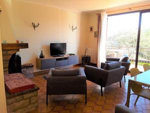 Et tv og/eller underholdning på Le gite ambert