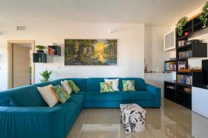 Χώρος καθιστικού στο Marconi Skyline