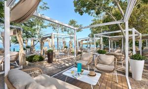 Ảnh trong thư viện ảnh của Aminess Style Camping Atea Pitches ở Njivice