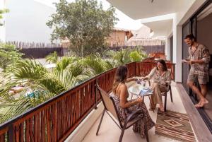 Gæster der bor på La Veleta Hotel - Boho Bliss - Pool View