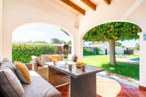 Et opholdsområde på Villa Can Siscu by Villa Plus