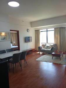 Et tv og/eller underholdning på HOME at BERJAYA TIMES SQUARE HOTEL