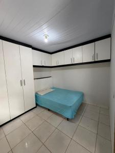 En eller flere senge i et værelse på Kitnet