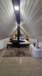 Camera con 1 Letto in Tenda di The HIDE - Loftette a Ploieşti