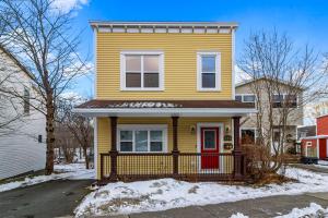 Budova, kde se prázdninový dům nachází