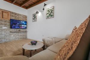 Et tv og/eller underholdning på Lanzarote BBQ & Terrace Escape + 12 billeder