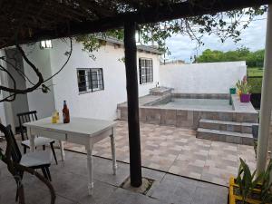 En balkon eller terrasse på Casa Bianca + 14 billeder