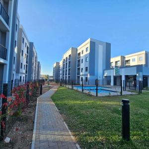 Swimmingpoolen hos eller tæt på Luama Suites