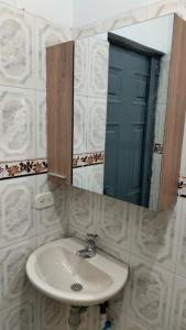 Et badeværelse på Nuevo Olimpo 202 Family Central and quiet + 1 billede