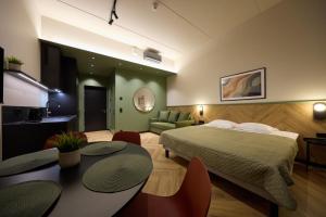 Ένα ή περισσότερα κρεβάτια σε δωμάτιο στο A1 Stuudiod