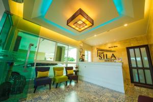 The Sila Hotel 로비 또는 리셉션