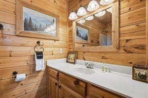 Et badeværelse på Mystic Sunrise + 47 billeder