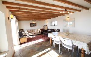 Et opholdsområde på 3 Bed in Gower oc-hh48