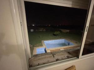 Bazén v ubytování Large Villa Pool And Garden on 5200 m nebo v jeho okolí