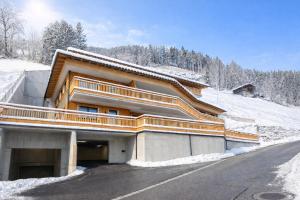 En generel udsigt til bjerge eller udsigt til bjerge taget fra lejligheden + 36 billeder