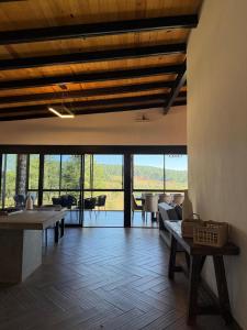 Naturlandskabet i nærheden af chaletet