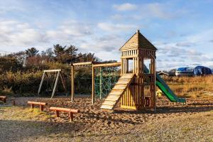 พื้นที่เล่นสำหรับเด็กของ TV1692-Albaek-Solbaervej-4