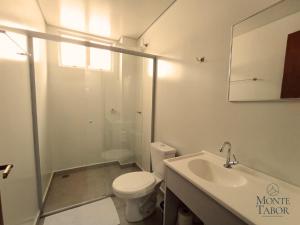 Et badeværelse på Pousada & Hospedaria Monte Tabor + 15 billeder
