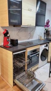 Billede fra billedgalleriet på Cozy Apartment Bicetre i Le Kremlin-Bicêtre + 6 billeder