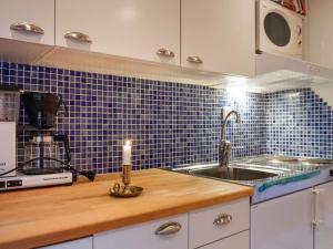 Køkken eller tekøkken på 3 person holiday home in Hunnebostrand