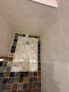 Et badeværelse på 4 mn Disney 13 People 100 M2 Free Parking