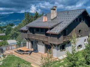 En generel udsigt til bjerge eller udsigt til bjerge taget fra bed and breakfast-stedet