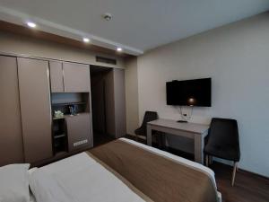 Kuchyň nebo kuchyňský kout v ubytování Infinity Tower apartments Batumi