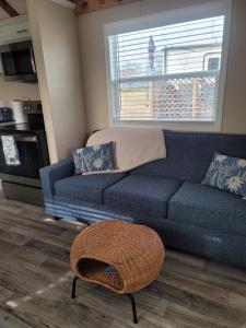 Et opholdsområde på Camp Mi Casa house 26