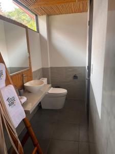 Et badeværelse på Hotel Tulumayo Lodge + 19 billeder