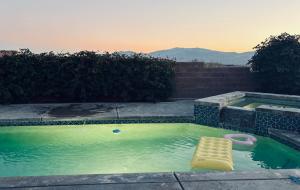 Hồ bơi trong/gần Desert Vista View +18 ảnh